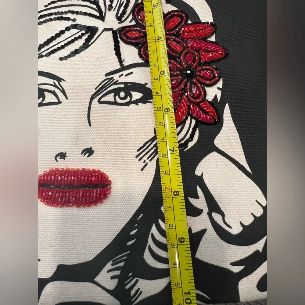 Illustration Artsy Tote Black And White with red Sequins!